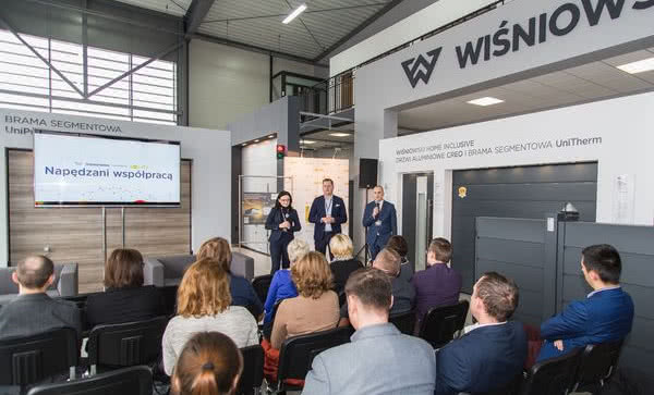 WIŚNIOWSKI powered by Somfy - napędzani współpracą